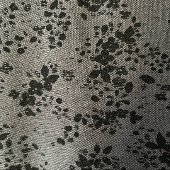 Travis Mathew short sleeve polo shirt XL Gray floral Mens Pima cotton blend Golf - Picture 5 of 8